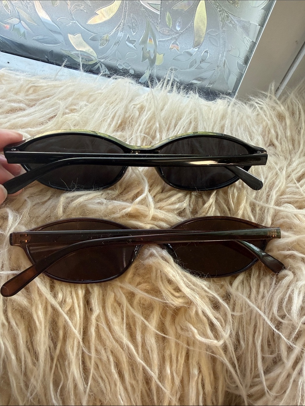 Retro Cat Eye Sunglasses - Picture 3 of 4